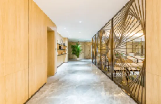 Vyluk Hotel