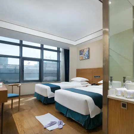 Yunchengxiyue Hotel (Yuyao North High-speed Railway Station)