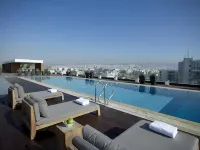 The Met Hotel Thessaloniki, a Member of Design Hotels - Pools