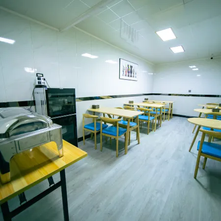 Linxian Qihao Yuexiang Hotel
