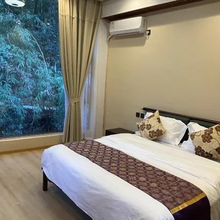 Jizu Mountain Wild Restaurant Inn