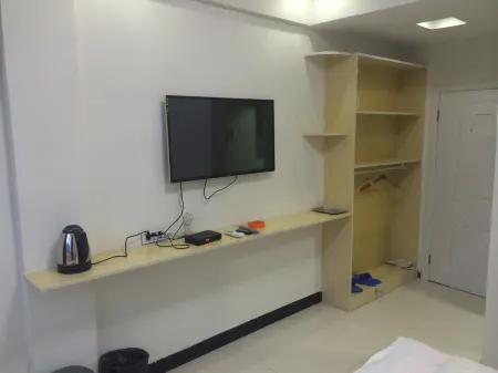 Fengtai Huaxia Club Hotel