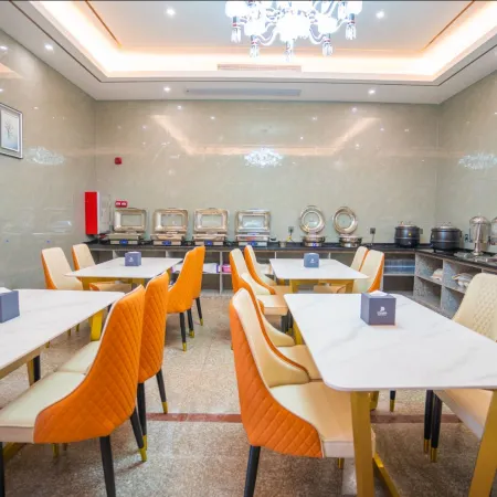 Bali Hotel Maoming