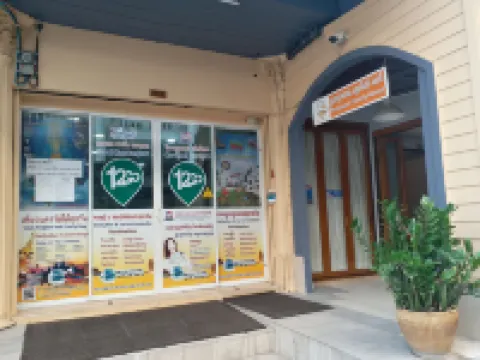 Pratunam Family House Hotels near Bangkok Art & Culture Centre