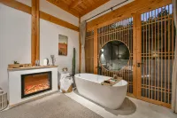 Blue Moon House Homestay