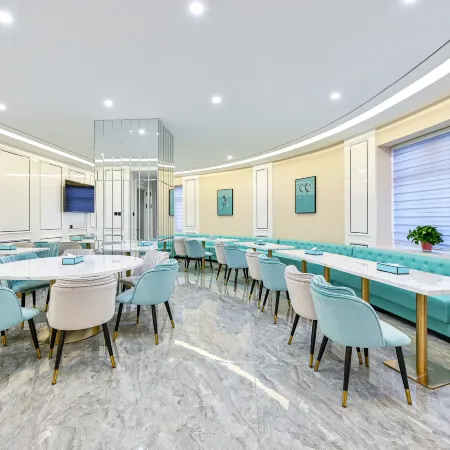 Xana Hotelle Hotel (Tonghua Jimao Center)
