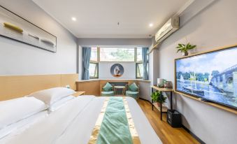 Mercure Hotel (Lanzhou West Railway Station Zhongtianjian Plaza)