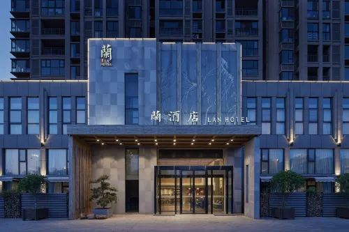 Lan Hotel