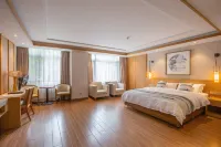 HongYa Minjiang Donghu Wawu Mountain Hot Spring Resort Hotel