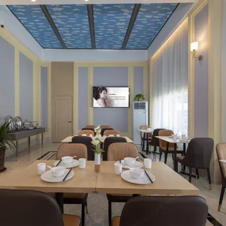 Vienna Hotel (Shexian Hotel)