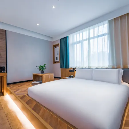 TRUE GO Hotel (Beijing Xidan and Financial Street Area) Отели рядом с достопримечательностью «Станция метро Xidan»