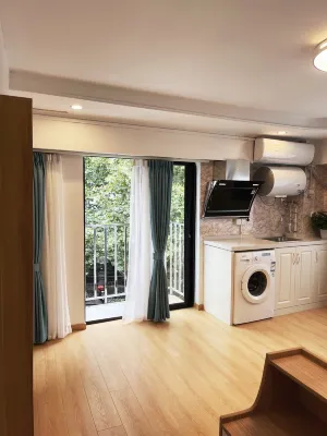 Dada Apartment (Zhongshan Hospital Jiashan Road Subway Station) โรงแรมในเขตซูฮุย