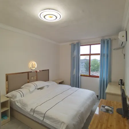 lufeng longxinyuan Hotel