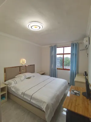 lufeng longxinyuan Hotel