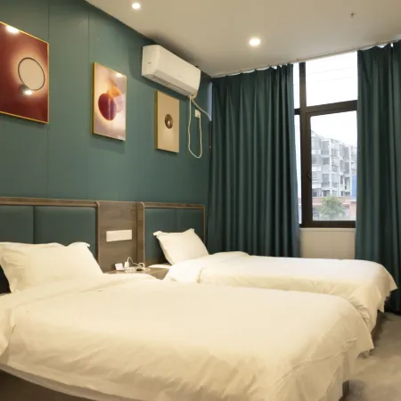 Yijia Business Hotel