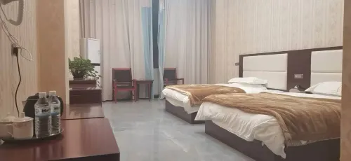 Yage Hotel (Ludian Suoshan)