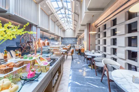 Jinzhong Yuci impression city Atour Hotel Отели рядом со станцией Jingzhong Railway Station