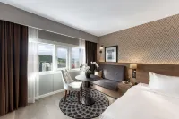 Radisson Blu Plaza Hotel, Oslo Hotel dekat Domus Academica
