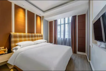 Four Seasons Pavilion Garden Hotel