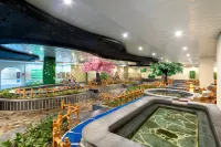 Changbai Mountain Wanda Yue Loft Hot Spring Hotel (Tourism Service Center of West Changbai Mountain) - Gym