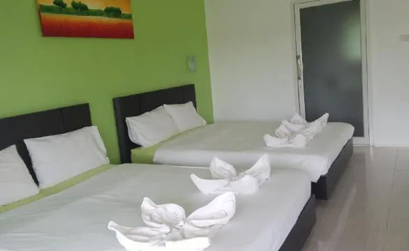 ห้องแฟมิลี่วิวสระว่ายน้ำ