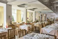 Tylissos Beach Hotel - Adults Only