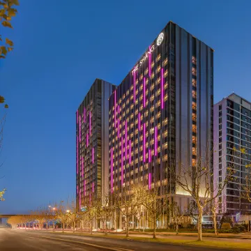 The Shàng by Artyzen Qiantan Shanghai Hotels near Sanlin Station