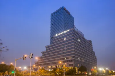 Magnotel (Zhenjiang South Railway Station Greenland Plaza Branch) Hotels in Zhenjiangnan Station/Dantu New Area