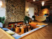 GUAN Shan Yue Hotels in Chongyi County