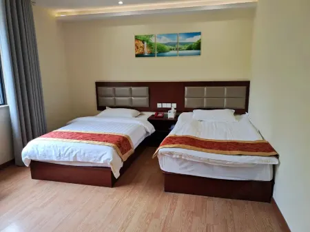 Yijia Business Hotel, Fuyang Отели рядом со станцией Yiyang Railway Station