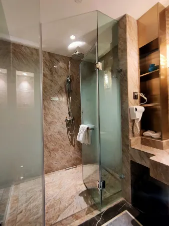 Royal International Hotel