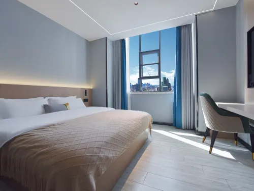 Daisy Hotel Kaijiang