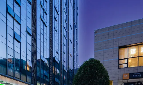Starland Hotel Xiangjiangwan (Cangzhou Vientiane City Central Park)