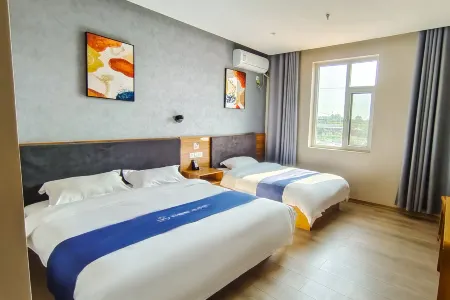 Home Inn Huayi Hotel (Liangshan Huatong Used Car Market)