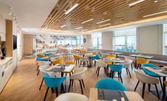 Holiday Inn Express CHANGSHA KAIFU by IHG