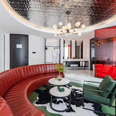 Shangmo Homestay (Old Street Kunming Tangzixiang Subway Station)