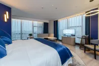 Wanxiang Hotel (huaihua guojishangmaocheng guomaodian) Hotels near Qiongtian Square