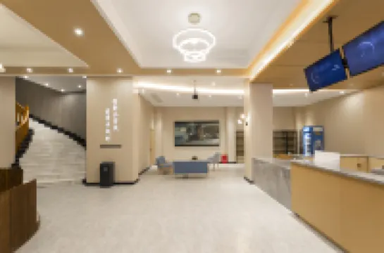 雲起電競酒店（上饒市政府店）