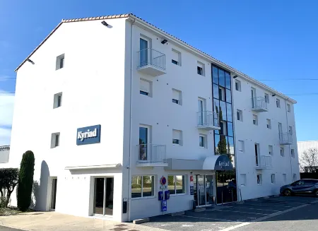Kyriad Montpellier Ouest - Saint Jean de Vedas Отели рядом с достопримечательностью «Observatoire»