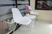 Hotel O Family Guest House Syariah Hotel a Kedungwaru