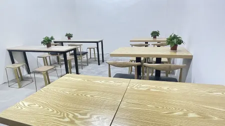 Sweetome Boutique Apartment (Chengdu Niushikou Subway Station) Отели рядом с достопримечательностью «Sichuan Post and Telecommunication College»