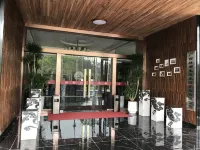 Guilin Lindu Qiju Resort Hotels in Guilin