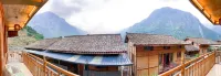 Baoxing Snow Mountain Home No.42 Homestay Hotels in Baoxing