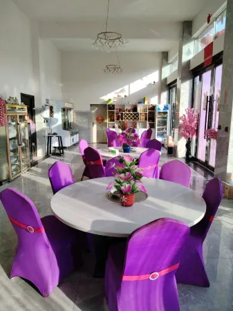 Hongshun Hotel Отели рядом с достопримечательностью «Lufeng Dinosaur Fossil Site»