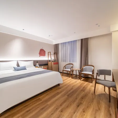 Yati Hotel (Korla Huijia Times Square)