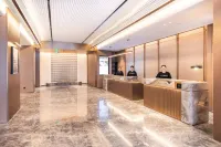 Atour Hotel Xinxiang East Station Pingyuan Road