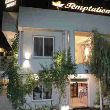 Temptation Ultimate (Prayagraj) Hotel Exterior