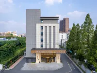 Vienna International Hotel (Wuhan Linzhang Avenue Subway Station) Các khách sạn gần CPC Wuhan Caidian District Committee Party School