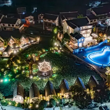 WuHe · Chunshan Luxury Lodge