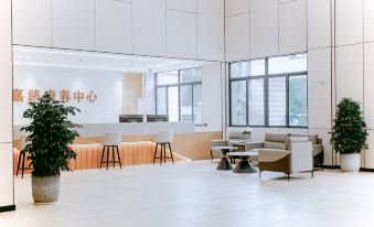 Jialu Wellness Center (Lingchuan)
